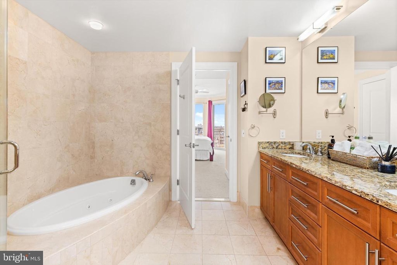 Gateway Grand Real Estate for Sale - 2 48th St in Ocean City Photo 19