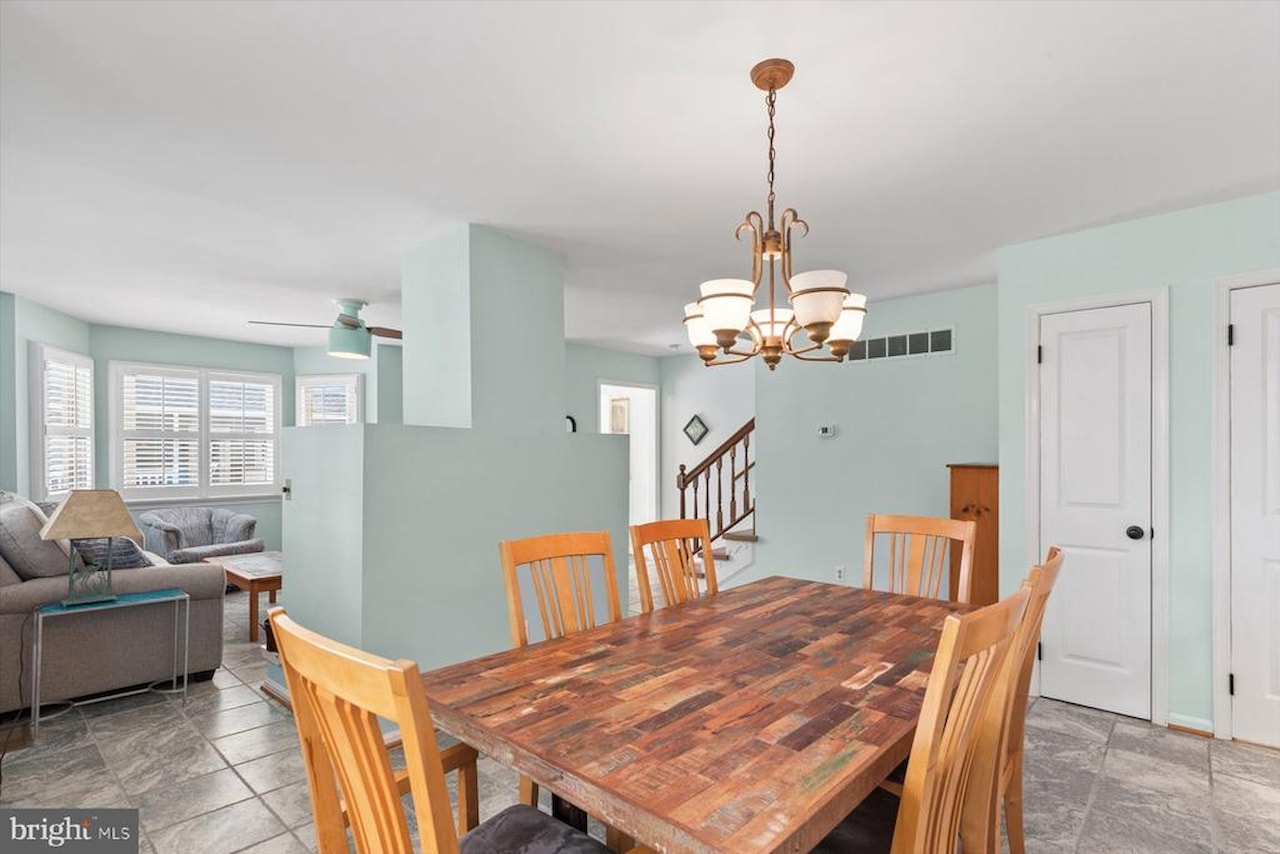 Garfield Station Real Estate for Sale - 422B Garfield Parkway in Bethany Beach Photo 12
