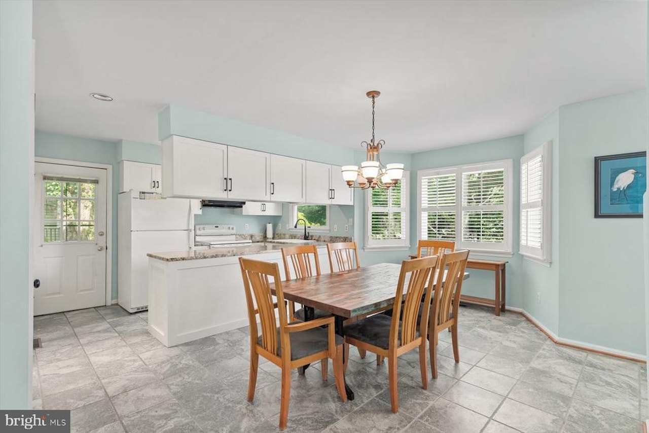 Garfield Station Real Estate for Sale - 422B Garfield Parkway in Bethany Beach Photo 10