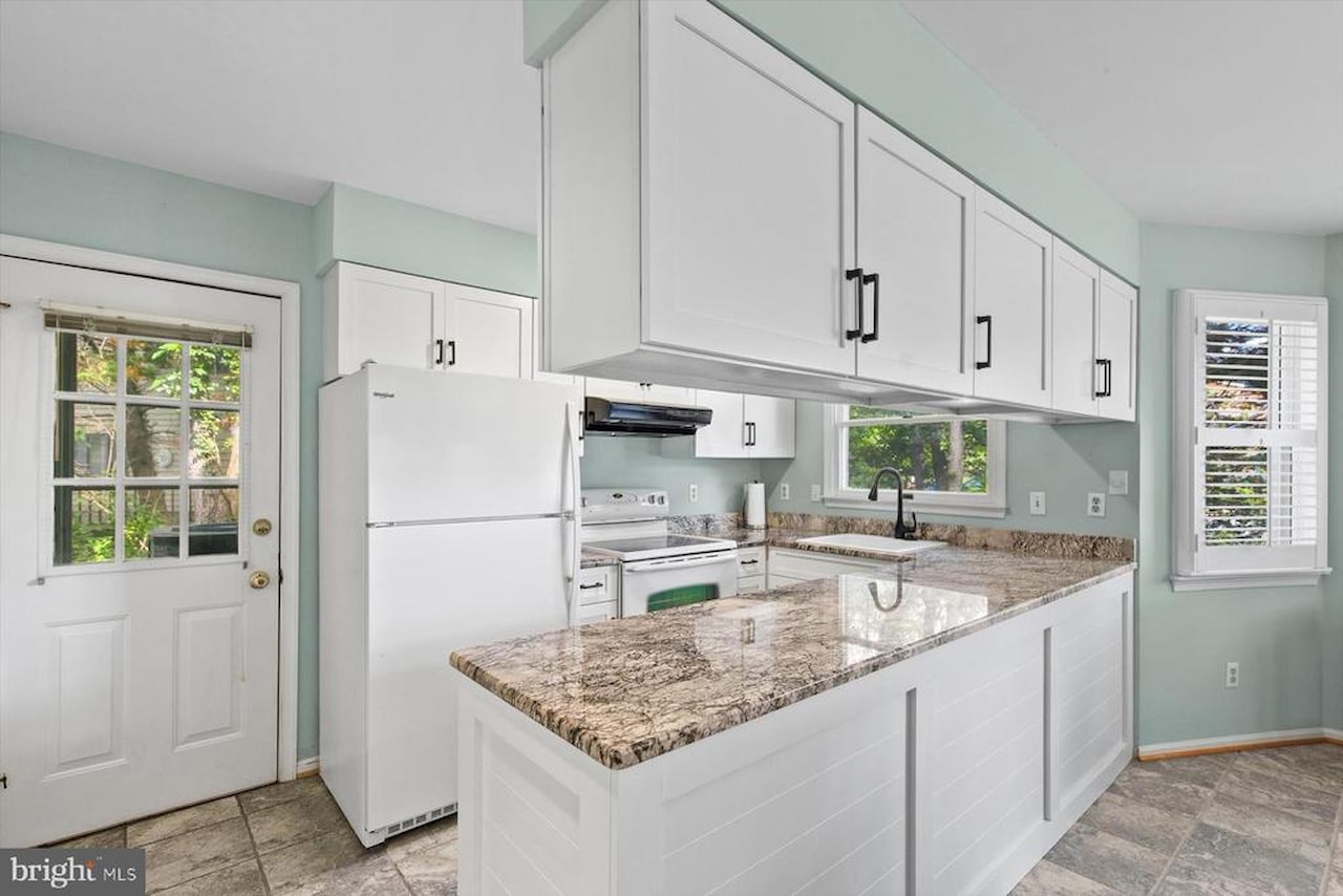 Garfield Station Real Estate for Sale - 422B Garfield Parkway in Bethany Beach Photo 13