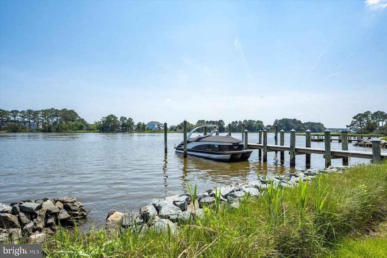  Real Estate for Sale - 11640 Gum Point Rd in Berlin Photo 107