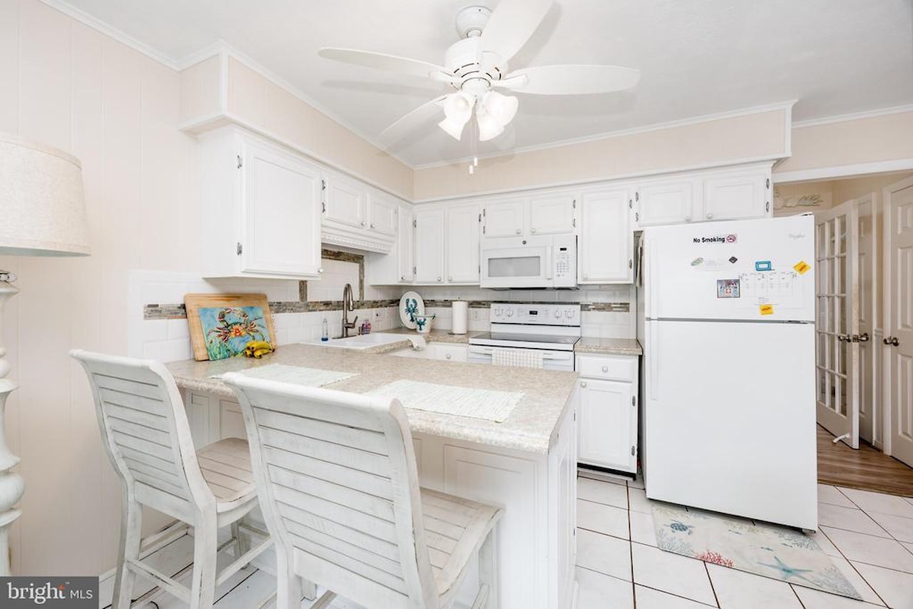 Tim Mark Real Estate for Sale - 11 91st St #202 in Ocean City Photo 7