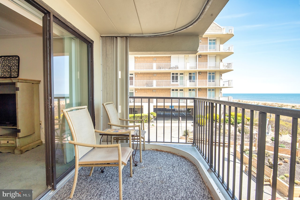 Waikiki Real Estate for Sale - 1 142nd St #A106 in Ocean City Photo 3