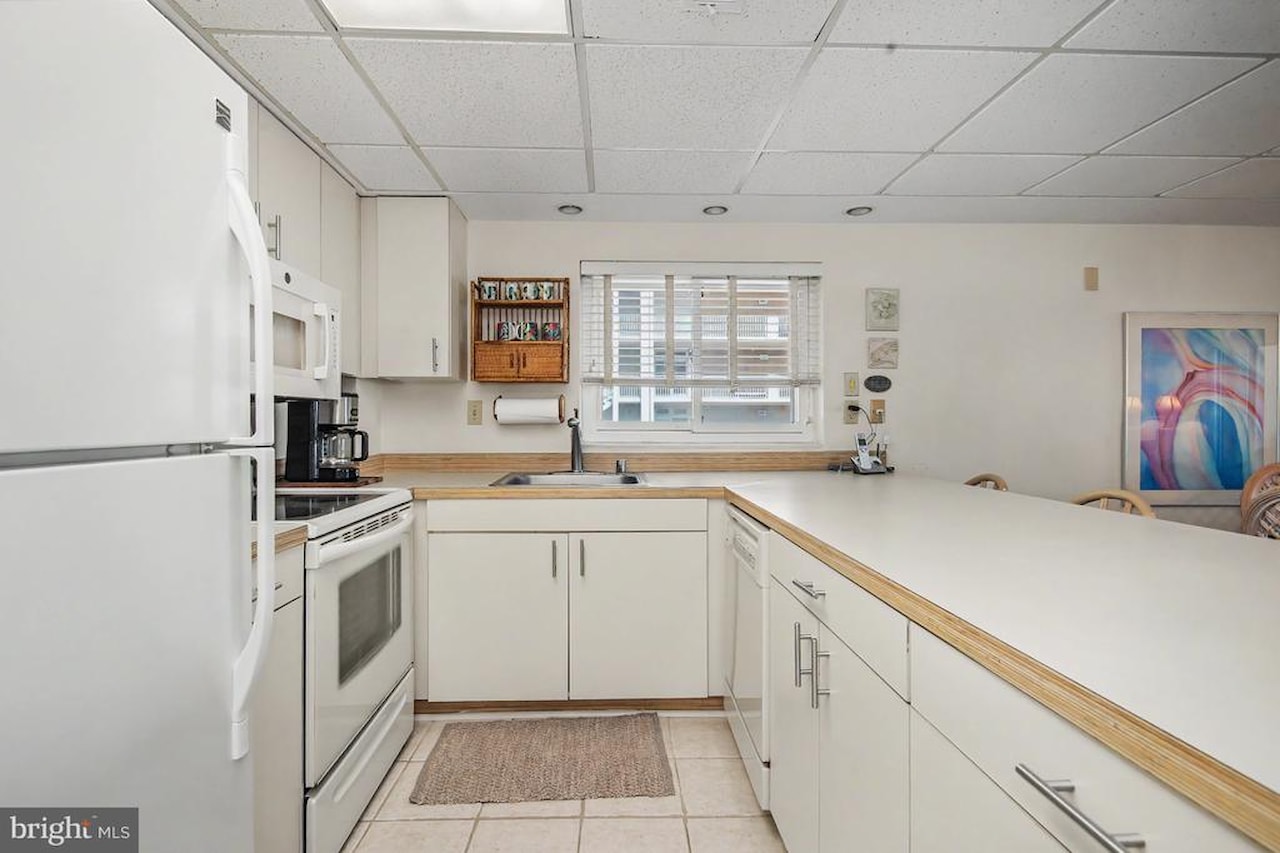 Waikiki Real Estate for Sale - 1 142nd St #A106 in Ocean City Photo 7