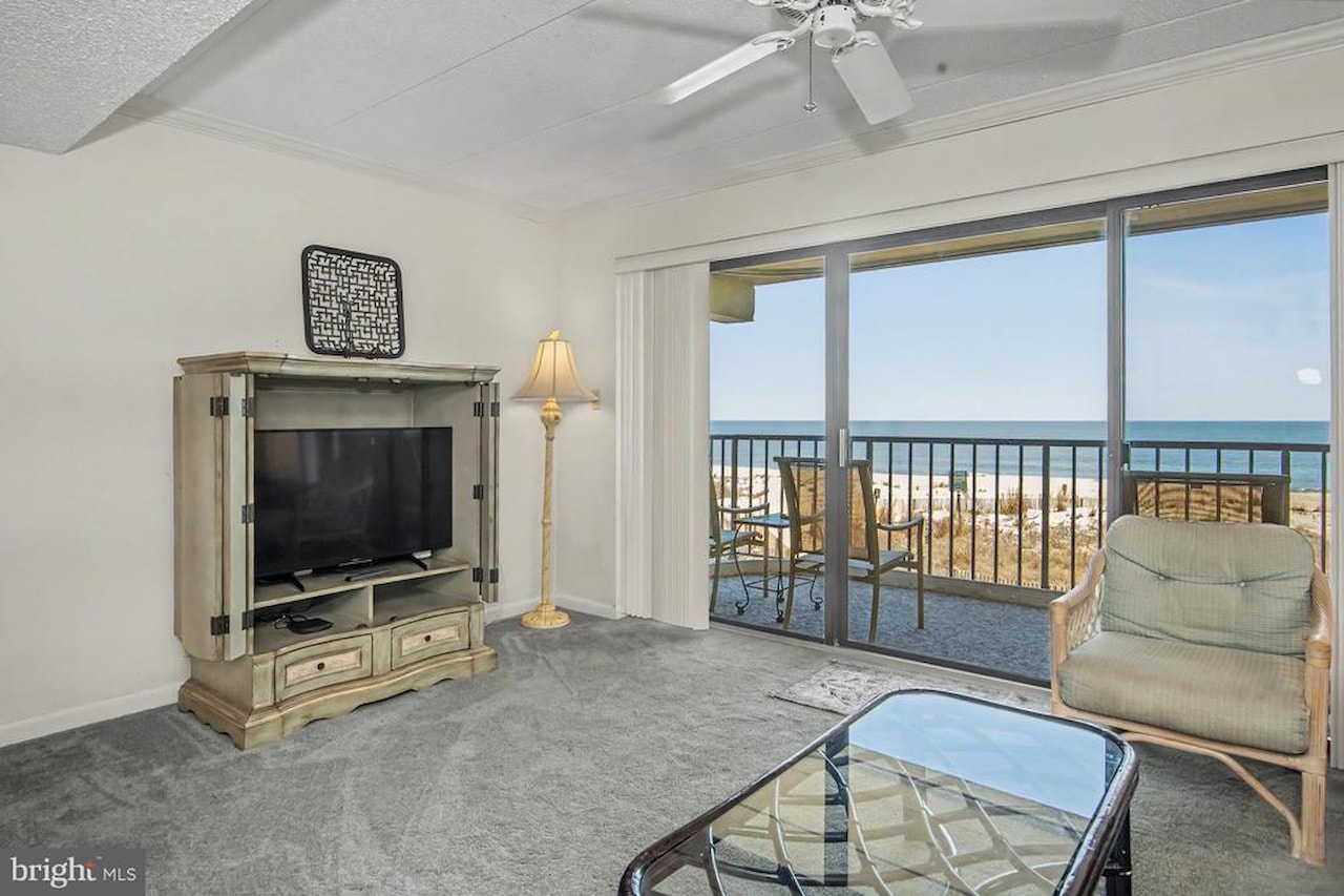 Waikiki Real Estate for Sale - 1 142nd St #A106 in Ocean City Photo 13