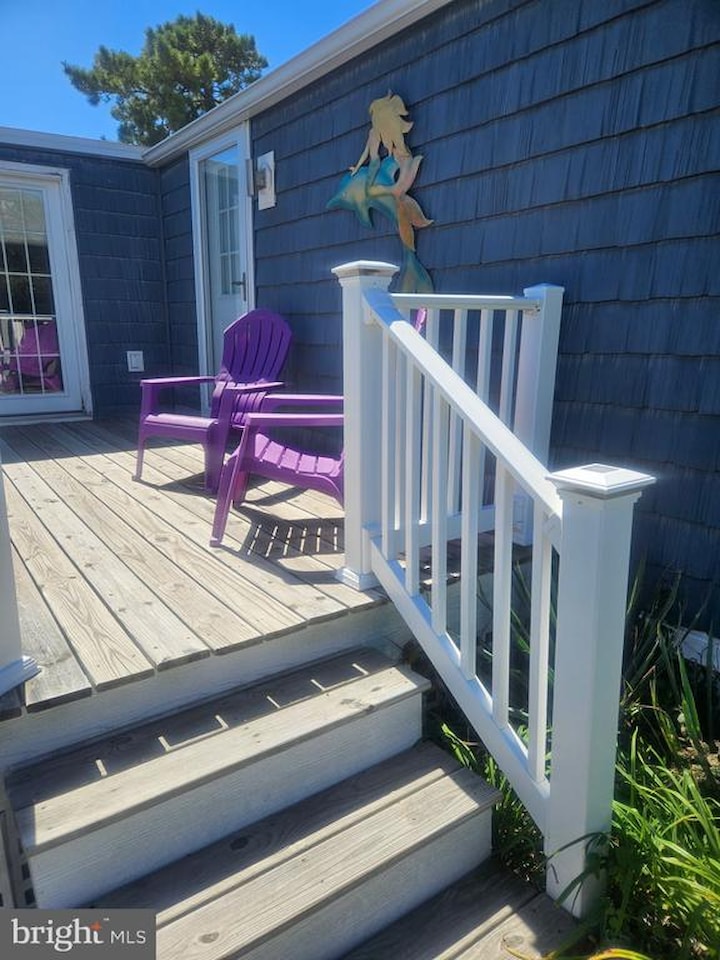  Real Estate for Sale - 39993 N Croppers Cir in Fenwick Island Photo 2