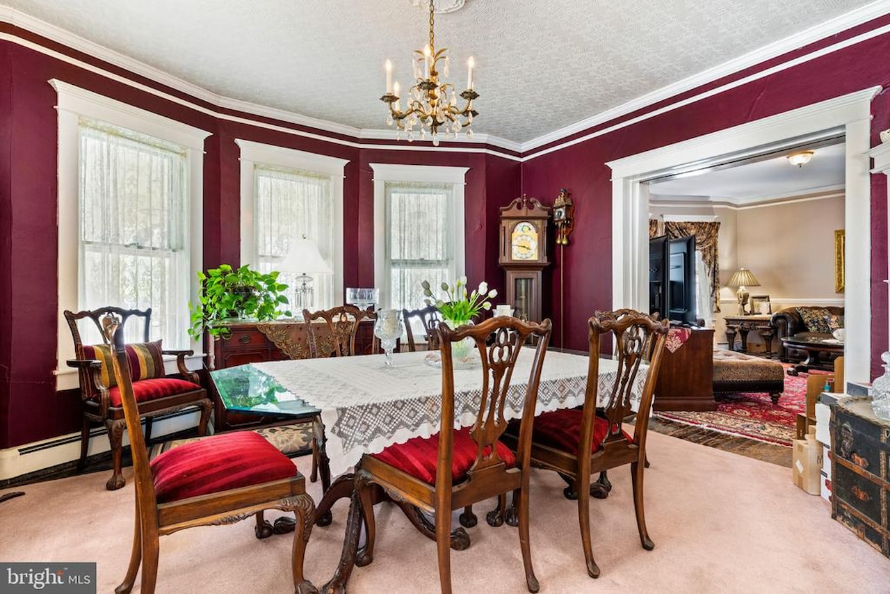  Real Estate for Sale - 207 Williams St in Berlin Photo 12