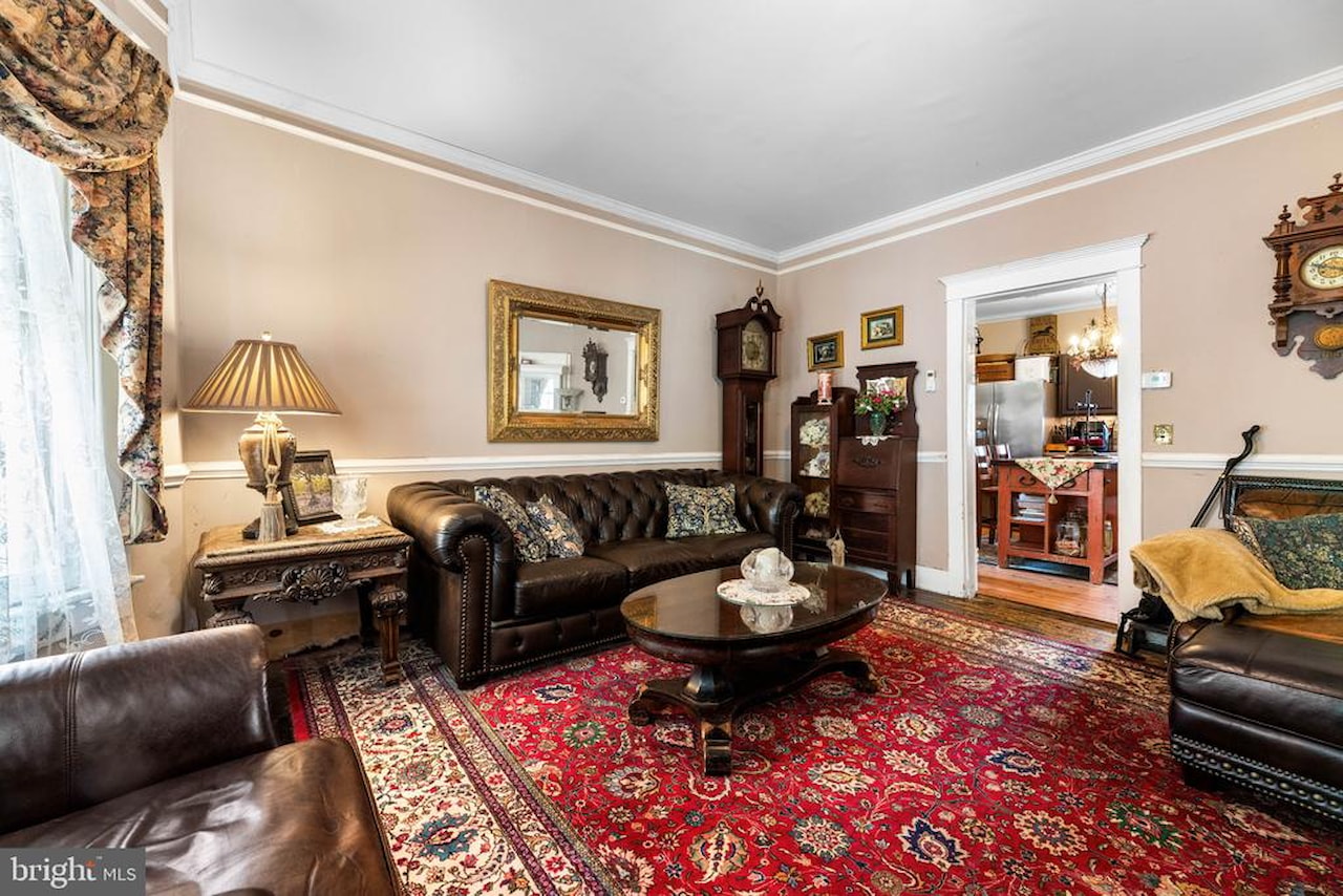  Real Estate for Sale - 207 Williams St in Berlin Photo 10