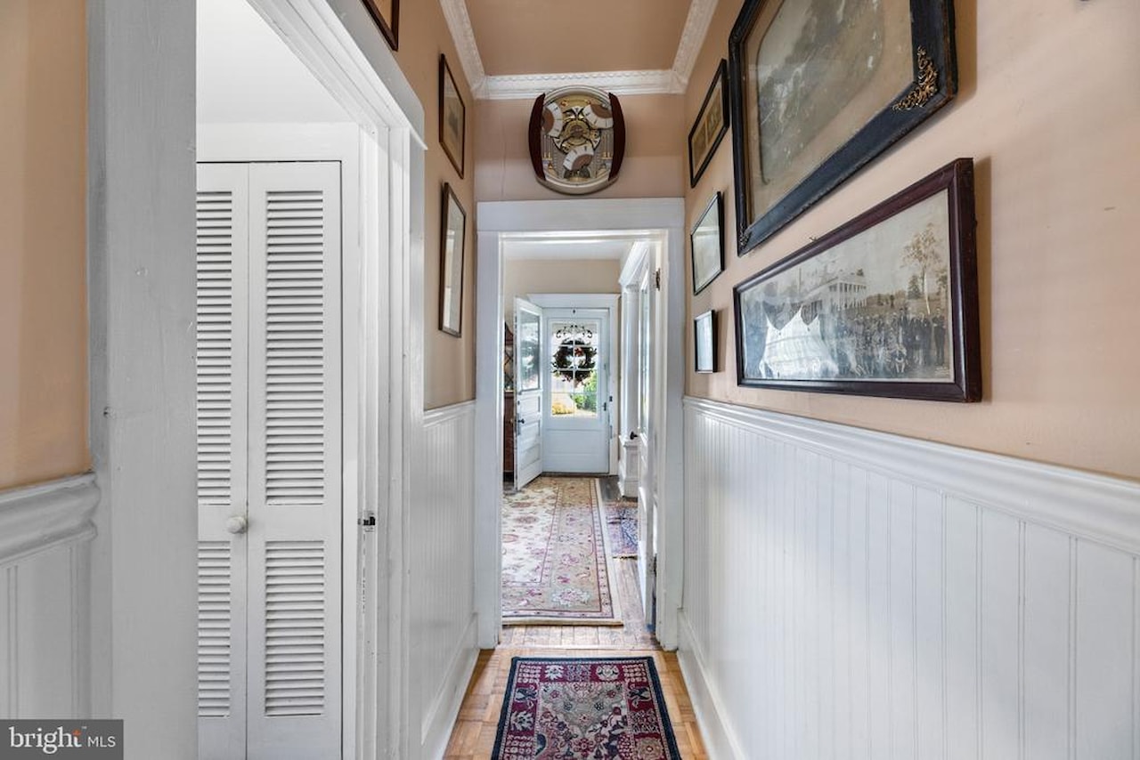  Real Estate for Sale - 207 Williams St in Berlin Photo 27