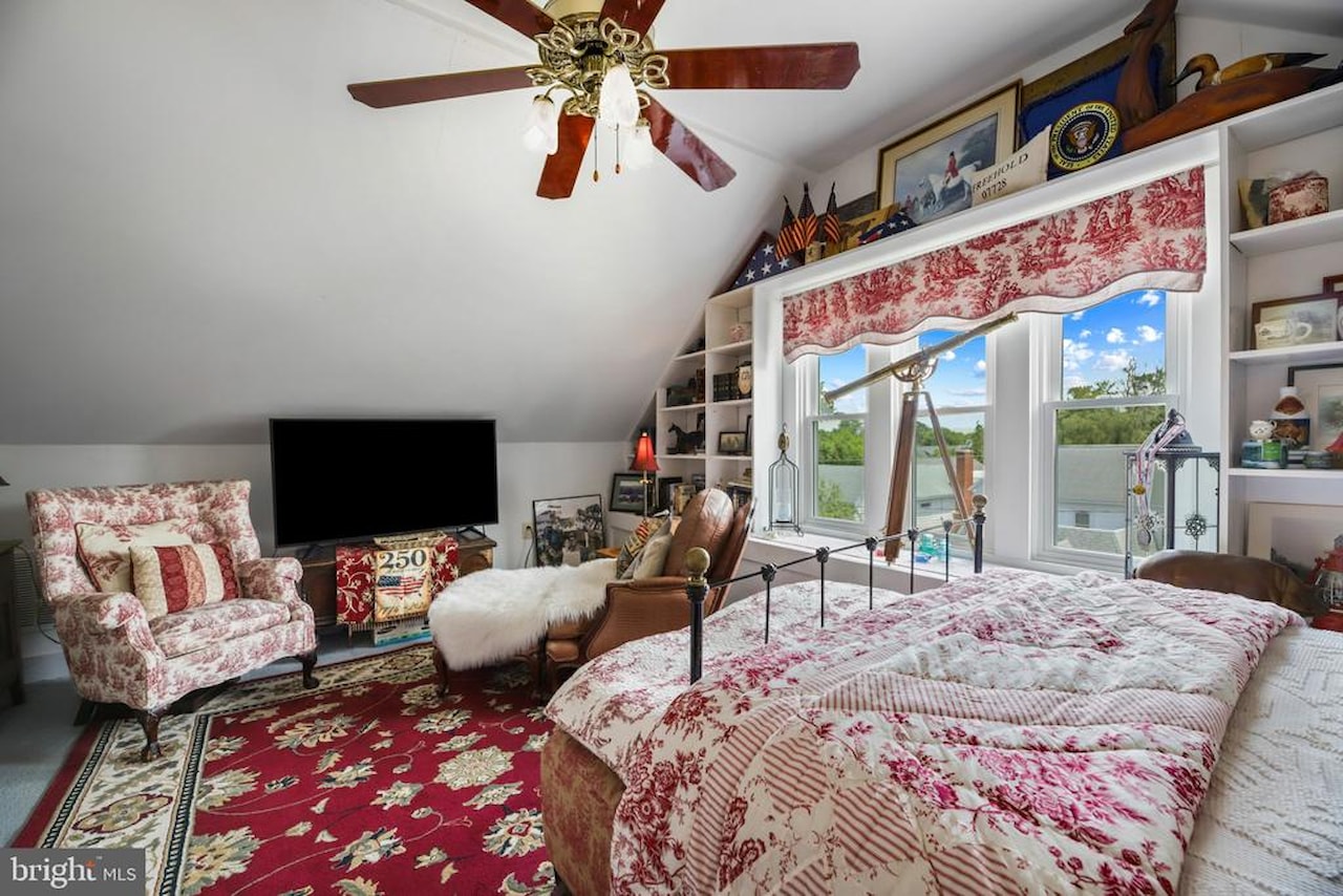  Real Estate for Sale - 207 Williams St in Berlin Photo 29