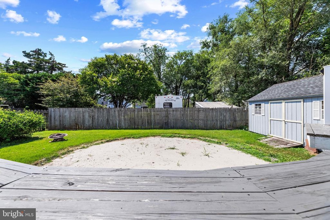  Real Estate for Sale - 207 Williams St in Berlin Photo 40