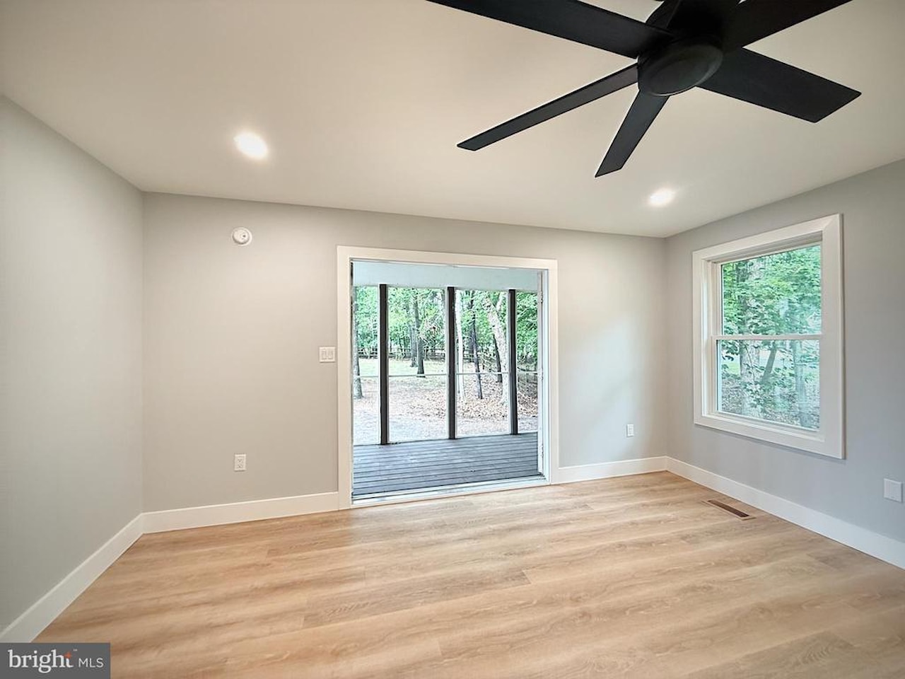  Real Estate for Sale - 347 Fairway Ln in Dagsboro Photo 18