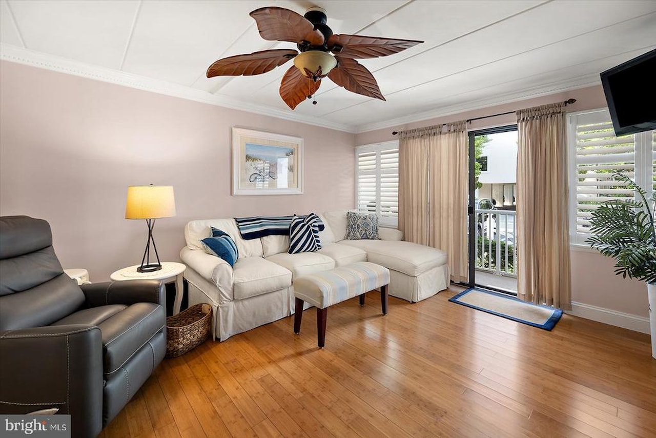 Seven Seas Real Estate for Sale - 15 35th St #101 in Ocean City Photo 9