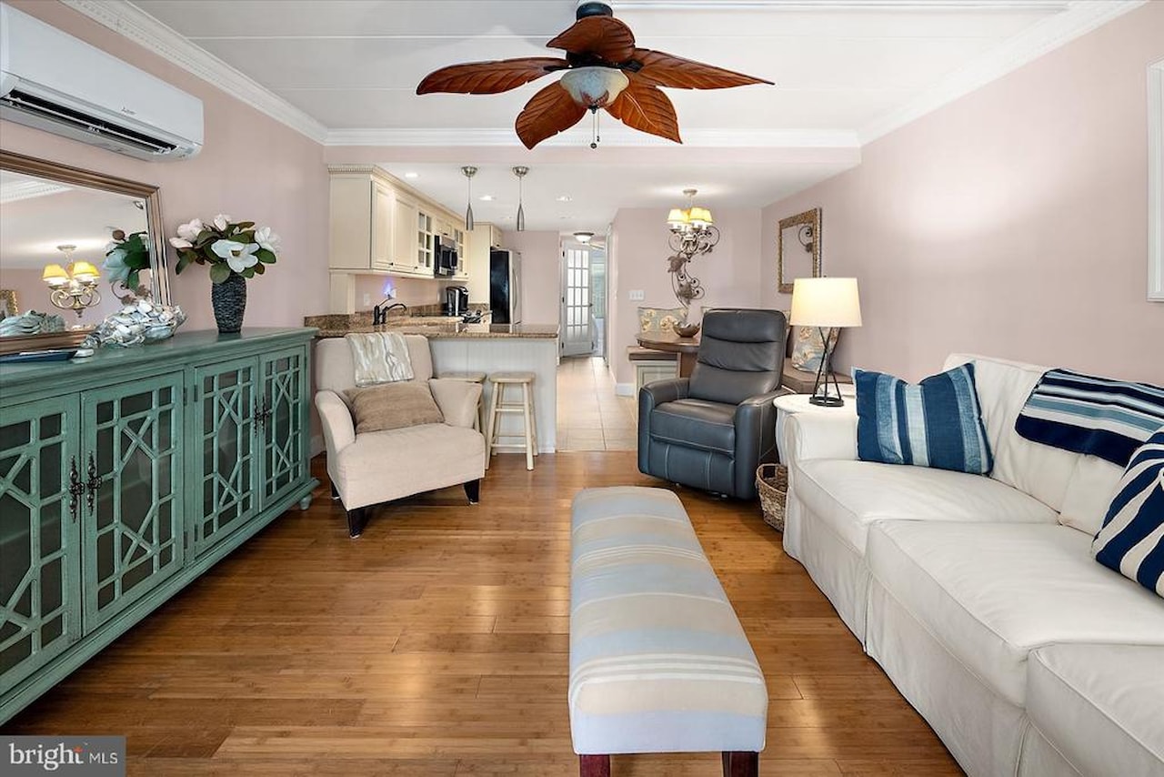 Seven Seas Real Estate for Sale - 15 35th St #101 in Ocean City Photo 14