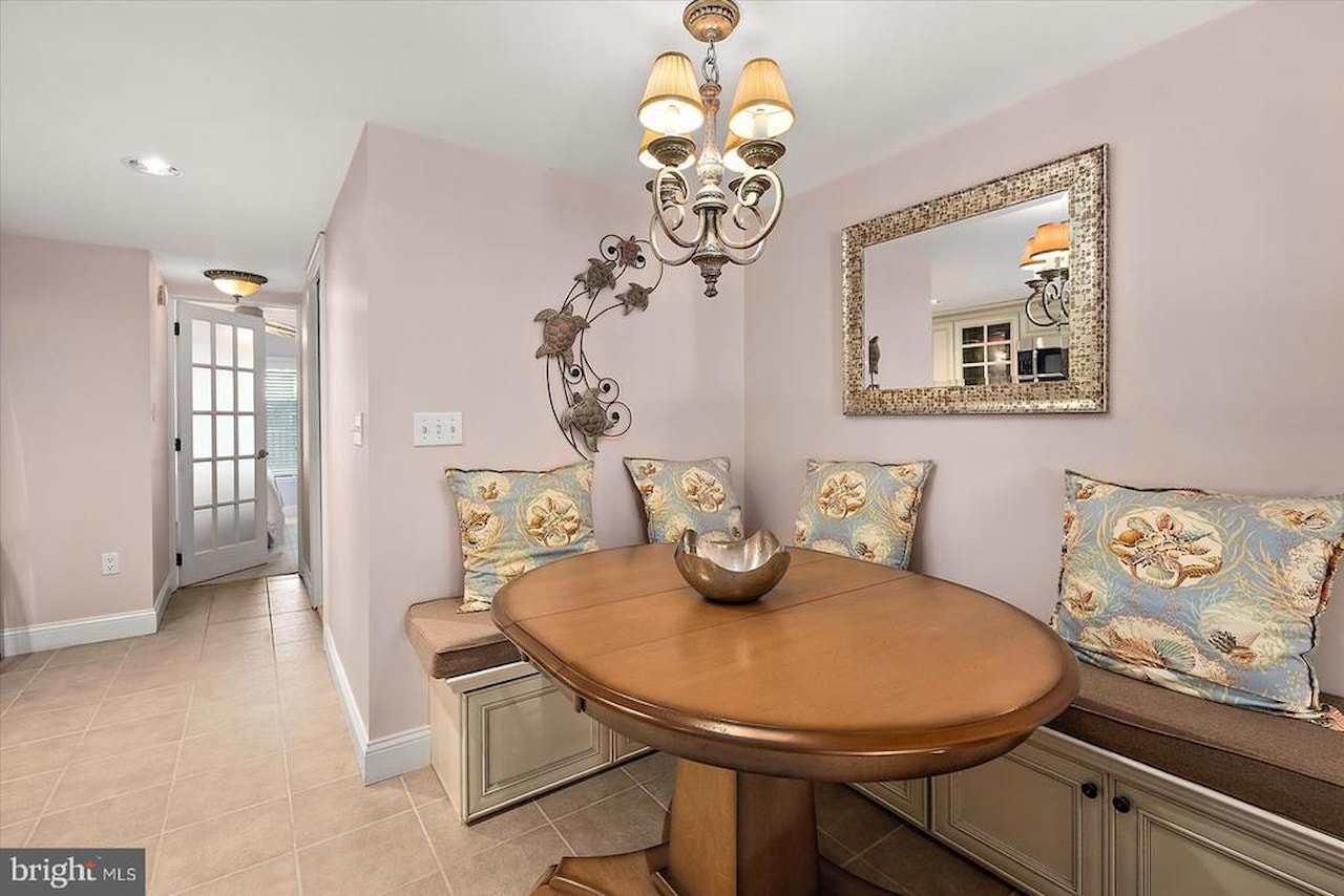 Seven Seas Real Estate for Sale - 15 35th St #101 in Ocean City Photo 26