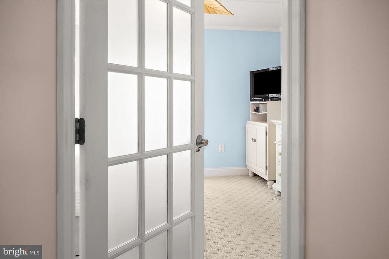 Seven Seas Real Estate for Sale - 15 35th St #101 in Ocean City Photo 27