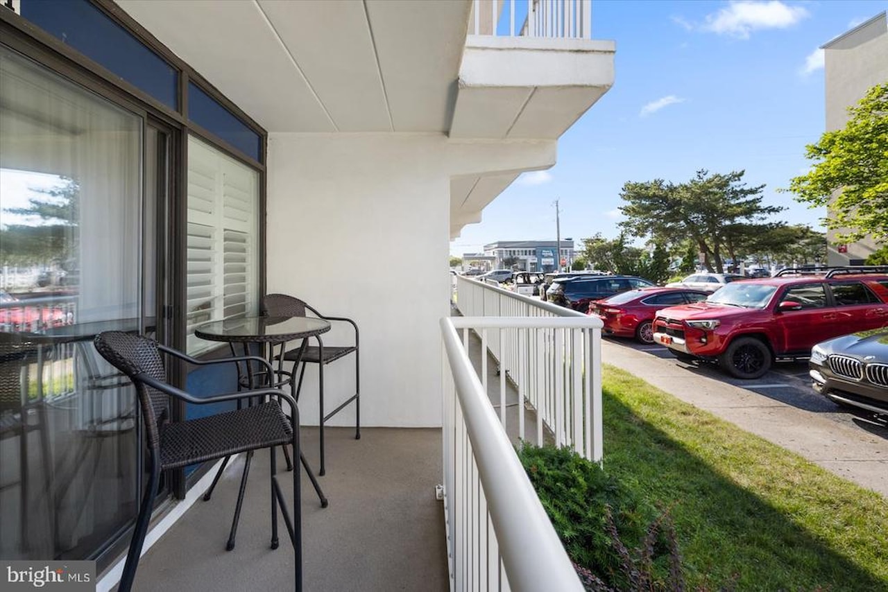 Seven Seas Real Estate for Sale - 15 35th St #101 in Ocean City Photo 41