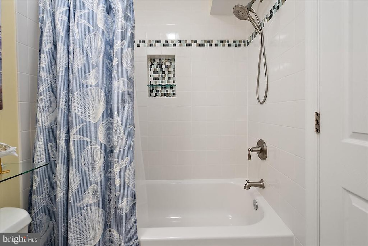 Teal Bay Real Estate for Sale - 149 Captains Quarters Rd #10302 in Ocean City Photo 22
