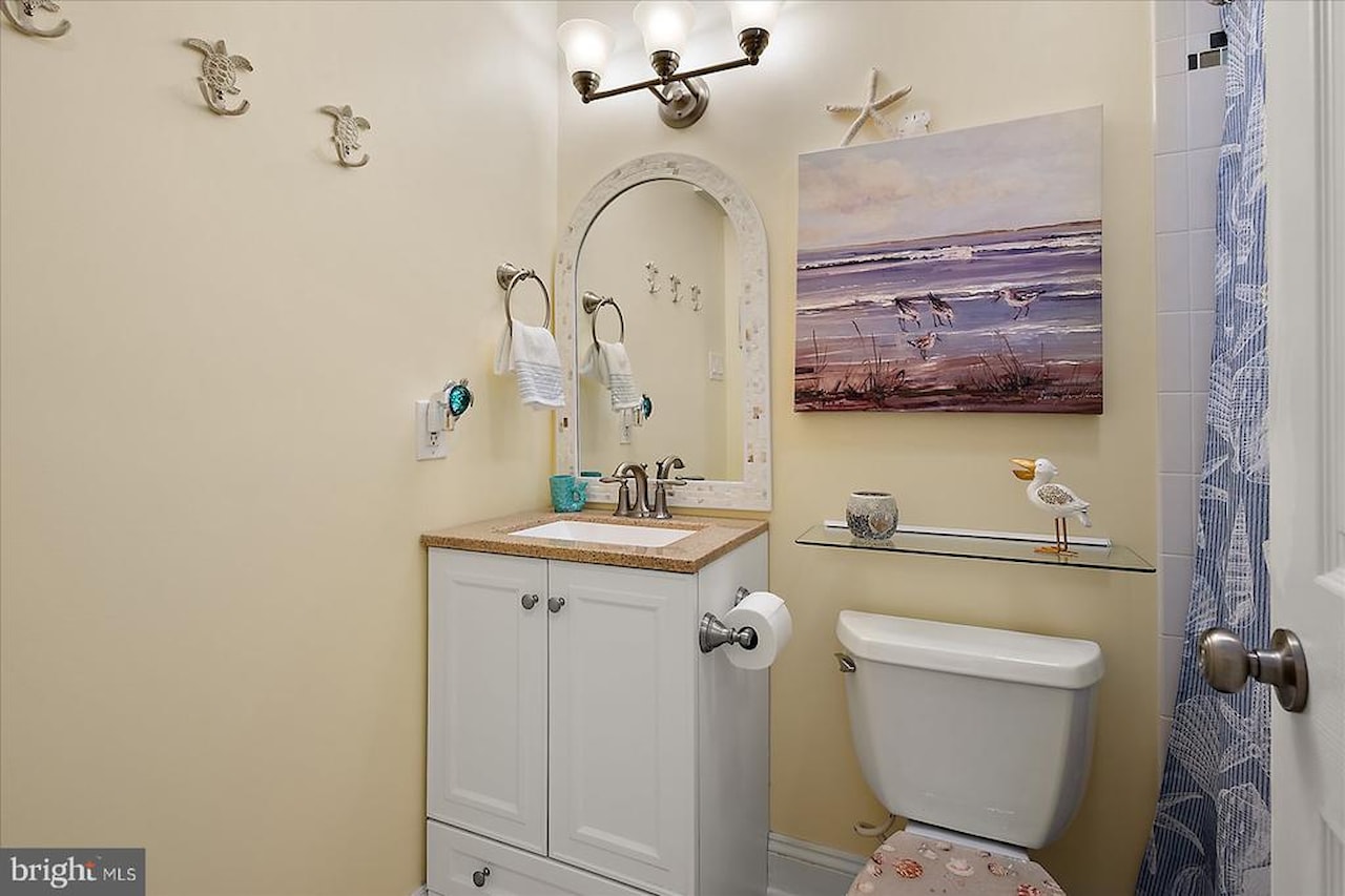 Teal Bay Real Estate for Sale - 149 Captains Quarters Rd #10302 in Ocean City Photo 21