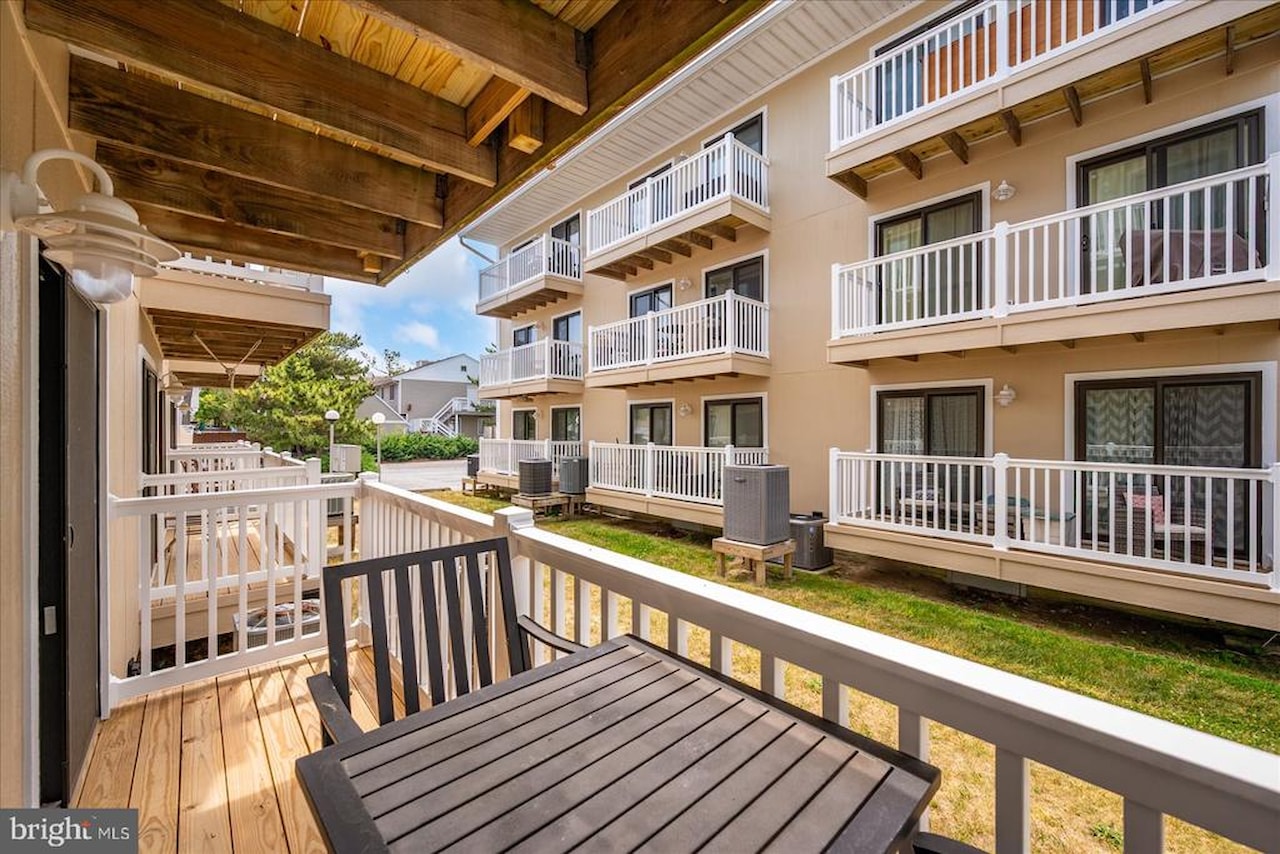 Teal Bay Real Estate for Sale - 149 Captains Quarters Rd #10302 in Ocean City Photo 31