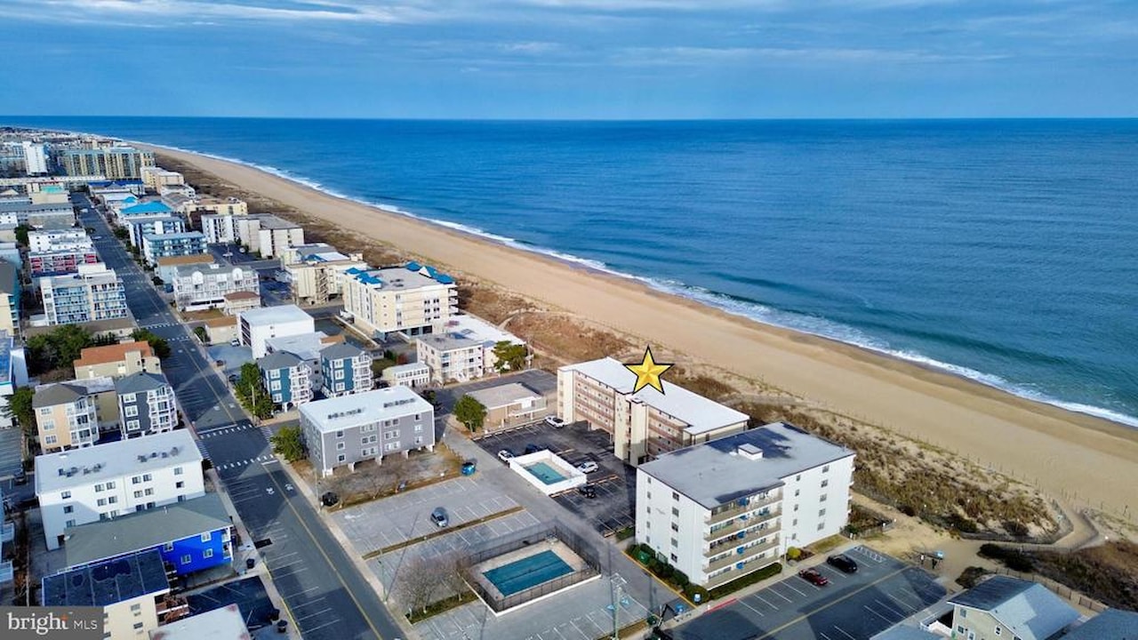 Cara Mar Real Estate for Sale - 12305 Wight St #102 in Ocean City Photo 3