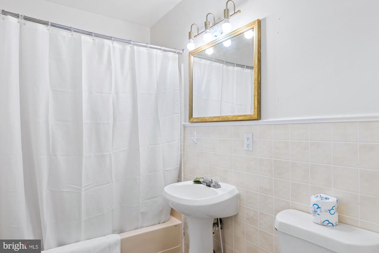 Real Estate for Sale - 802 Saint Louis Ave in Ocean City Photo 10