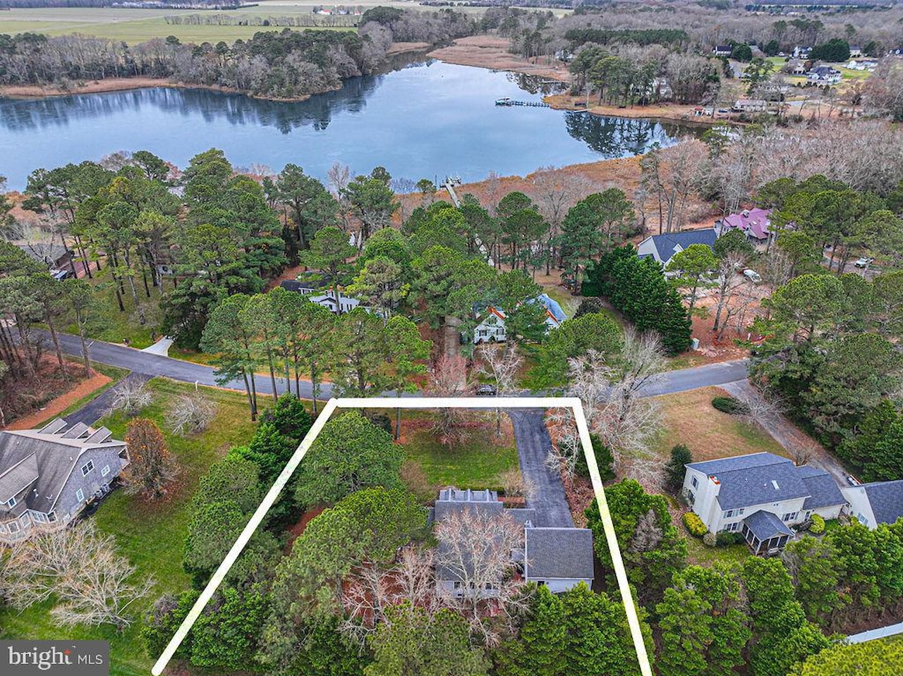  Real Estate for Sale - 10641 Piney Island Dr in Bishopville Photo 2