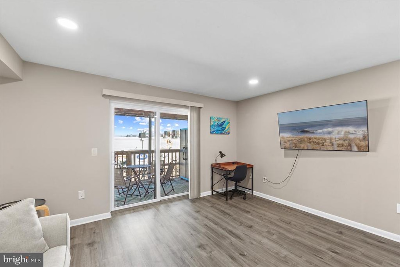 Raffles Real Estate for Sale - 104 127th St #22101 in Ocean City Photo 7