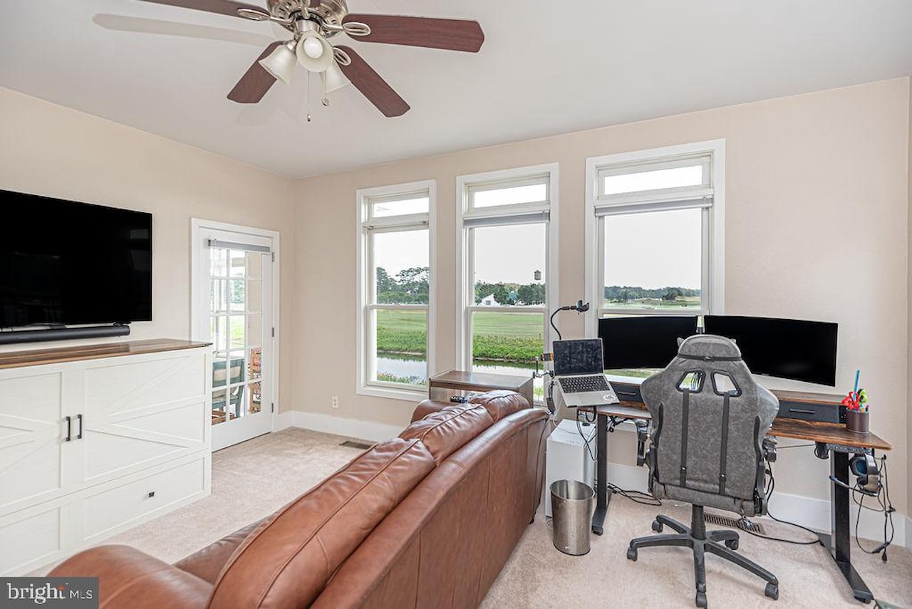  Real Estate for Sale - 11436 Maid At Arms Ln in Berlin Photo 29