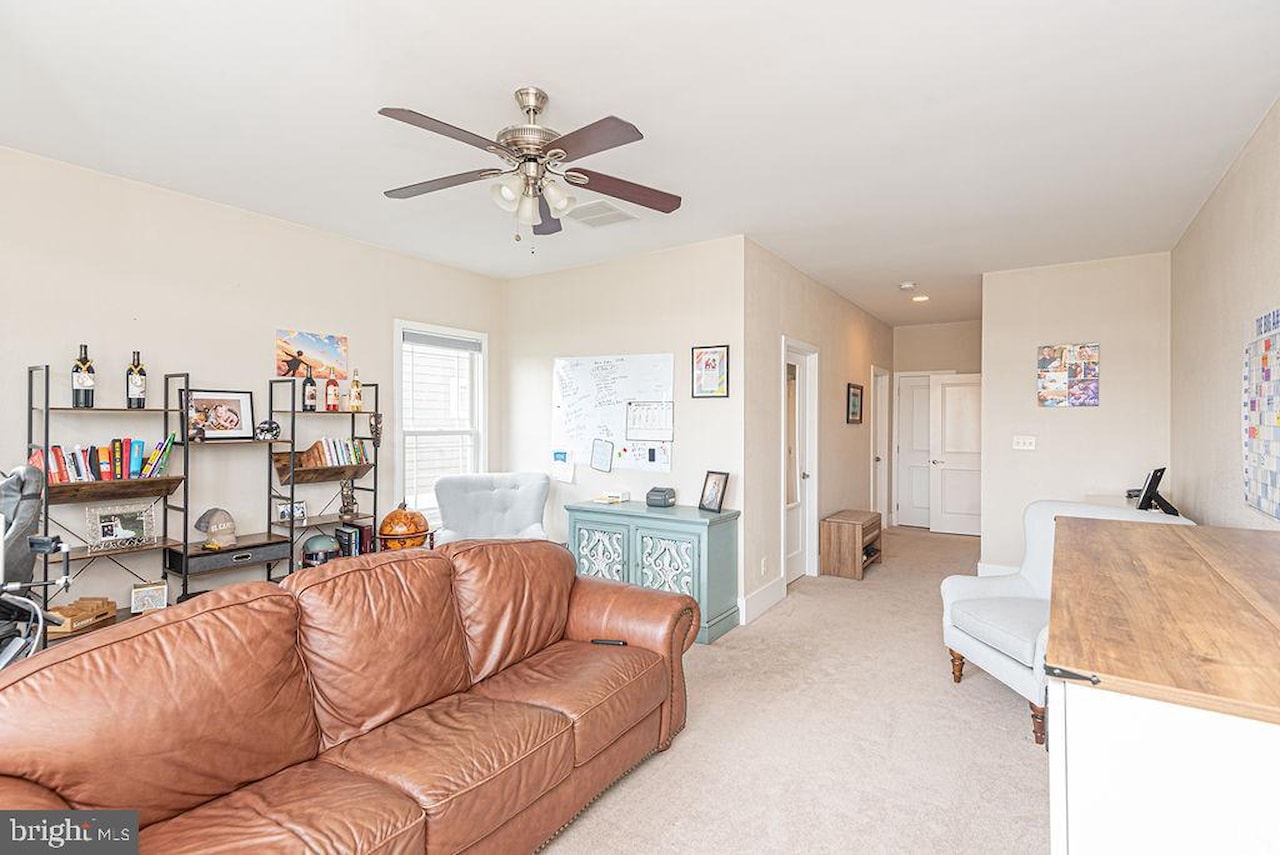  Real Estate for Sale - 11436 Maid At Arms Ln in Berlin Photo 30