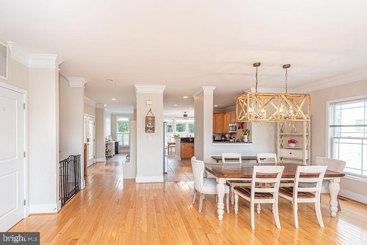  Real Estate for Sale - 11436 Maid At Arms Ln in Berlin Photo 26