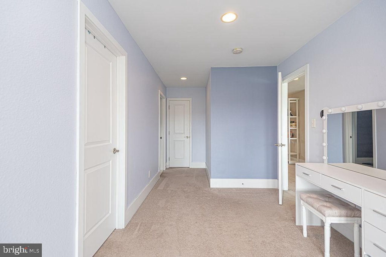  Real Estate for Sale - 11436 Maid At Arms Ln in Berlin Photo 56