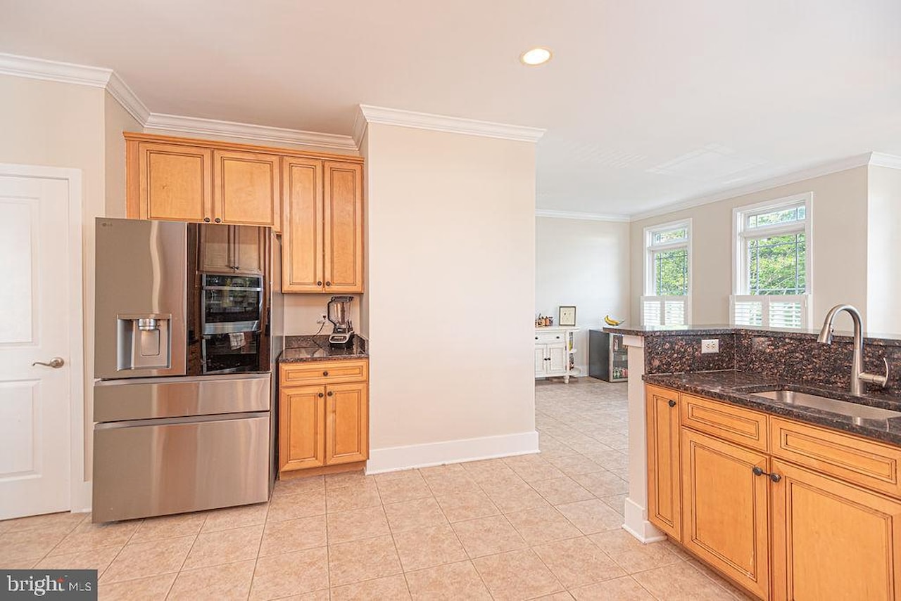  Real Estate for Sale - 11436 Maid At Arms Ln in Berlin Photo 23