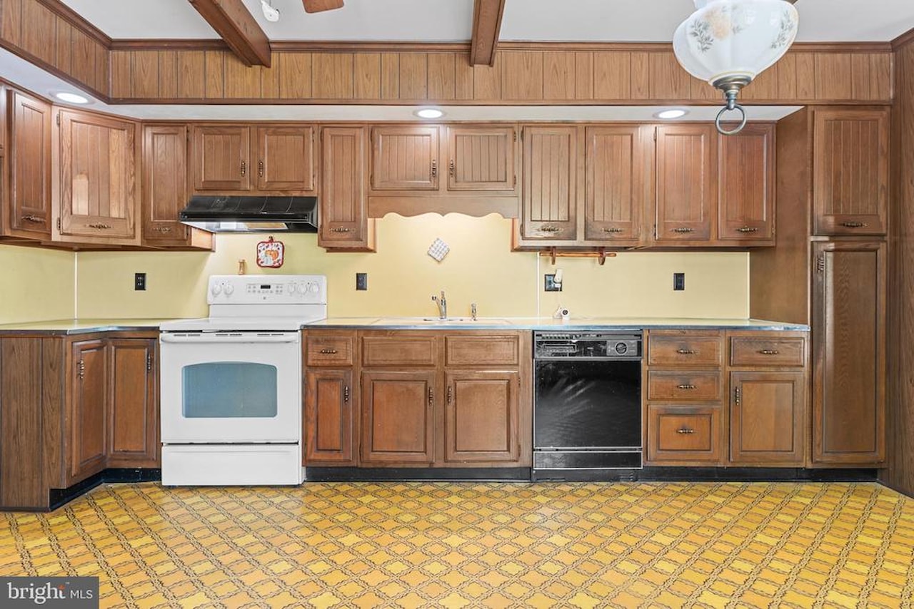  Real Estate for Sale - 33023 Vines Creek Rd in Dagsboro Photo 22