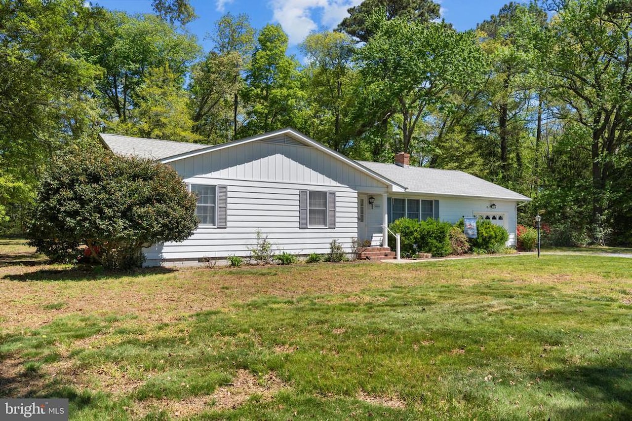  Real Estate for Sale - 33023 Vines Creek Rd in Dagsboro Photo 3