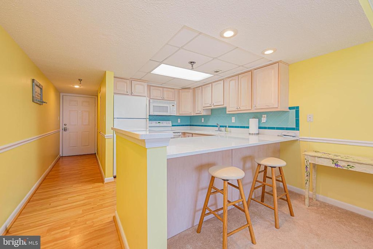 Waikiki Real Estate for Sale - 1 142nd St #203 in Ocean City Photo 8