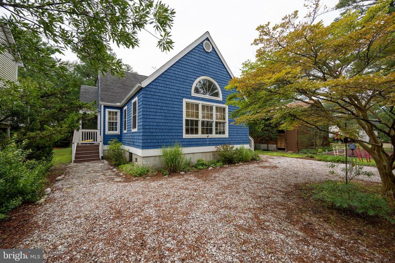  Real Estate for Sale - 647 Evans Ave in Bethany Beach Photo 6