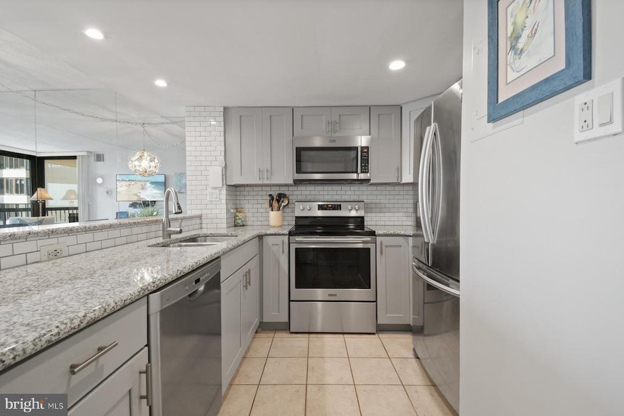 Sea Watch Real Estate for Sale - 11500 Coastal Hwy #918 in Ocean City Photo 5