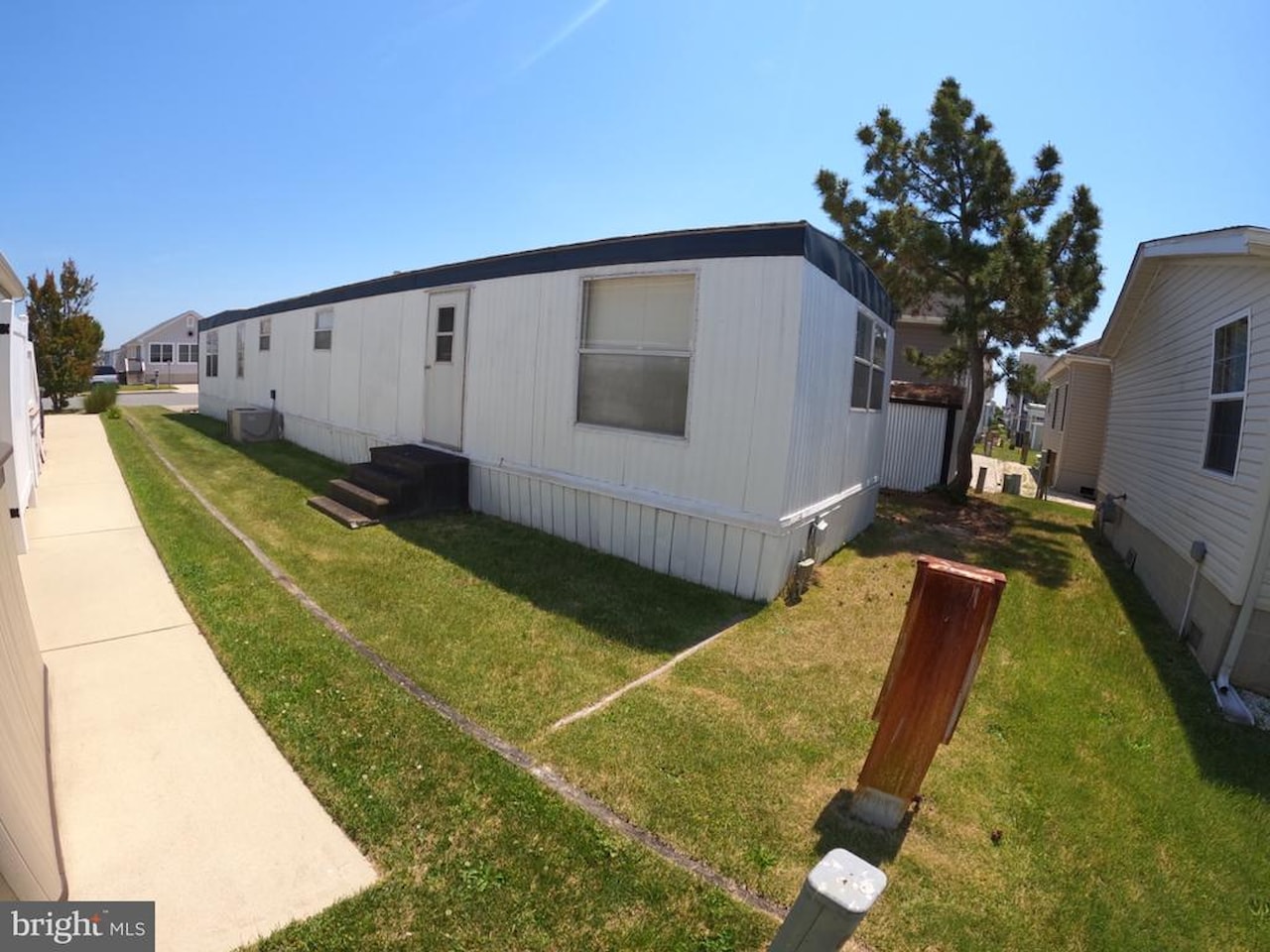 Montego Bay Civic Association Real Estate for Sale - 163 Clam Shell Rd in Ocean City Photo 16