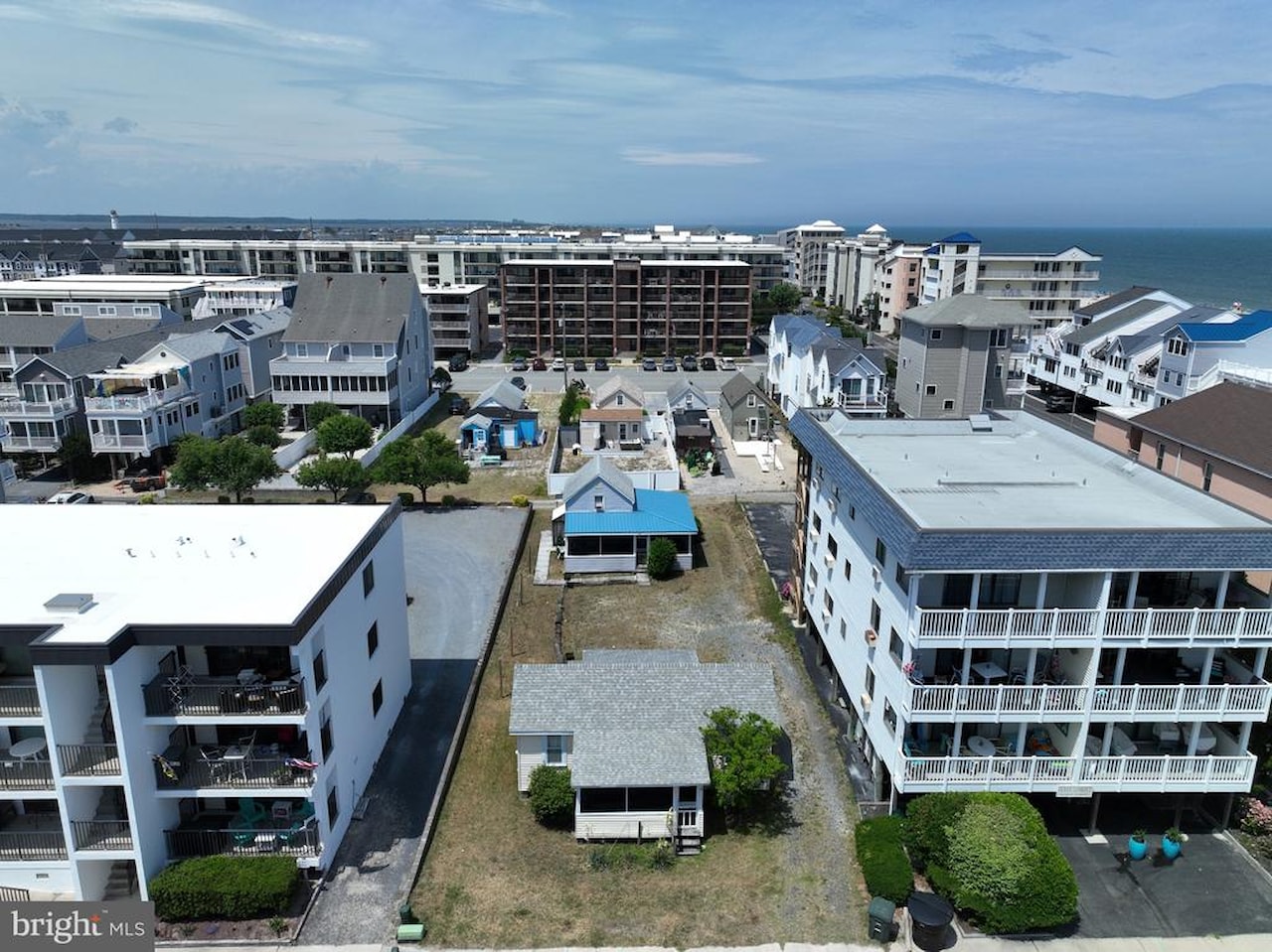  Real Estate for Sale - 6 140th St in Ocean City Photo 2