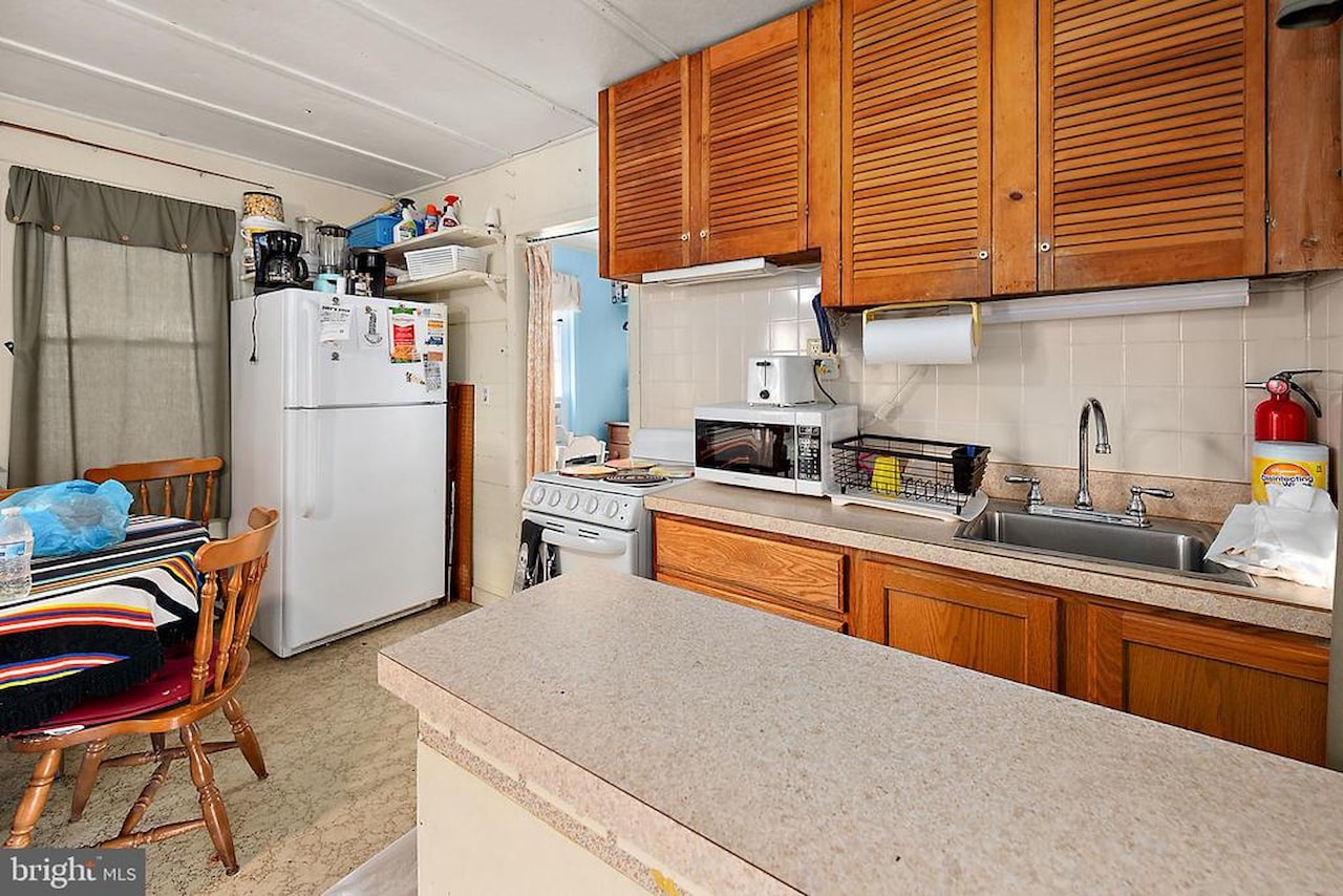  Real Estate for Sale - 6 140th St in Ocean City Photo 10