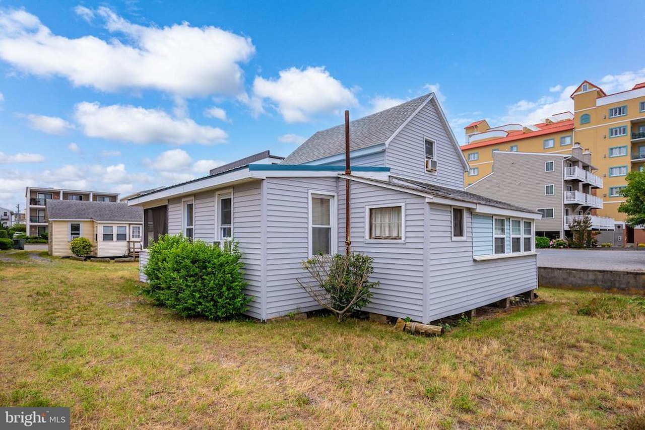  Real Estate for Sale - 6 140th St in Ocean City Photo 5