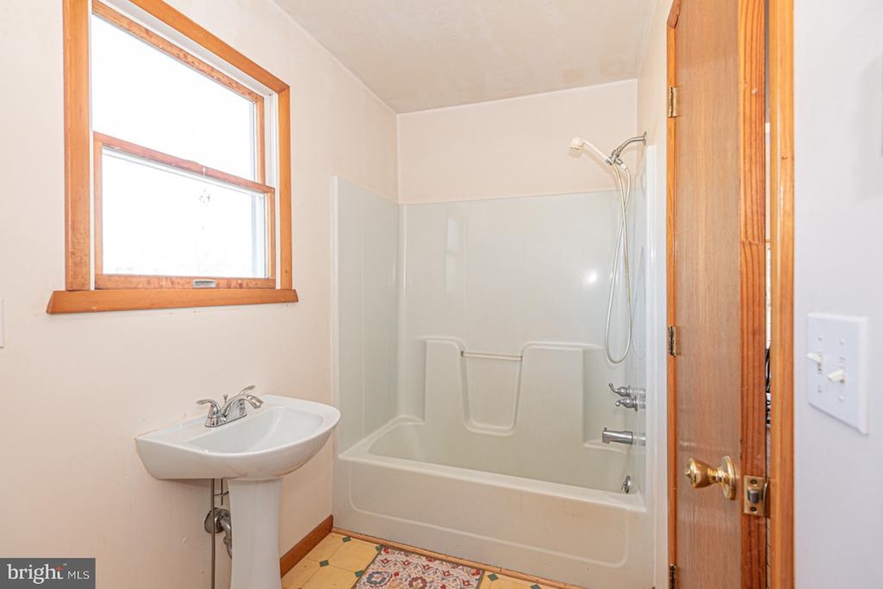  Real Estate for Sale - 10333 Tudor Rd in Ocean City Photo 20