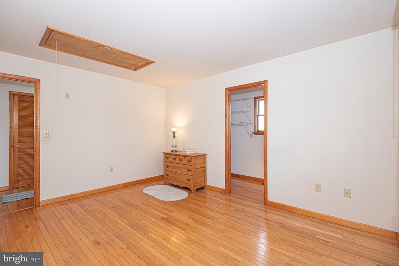  Real Estate for Sale - 10333 Tudor Rd in Ocean City Photo 14