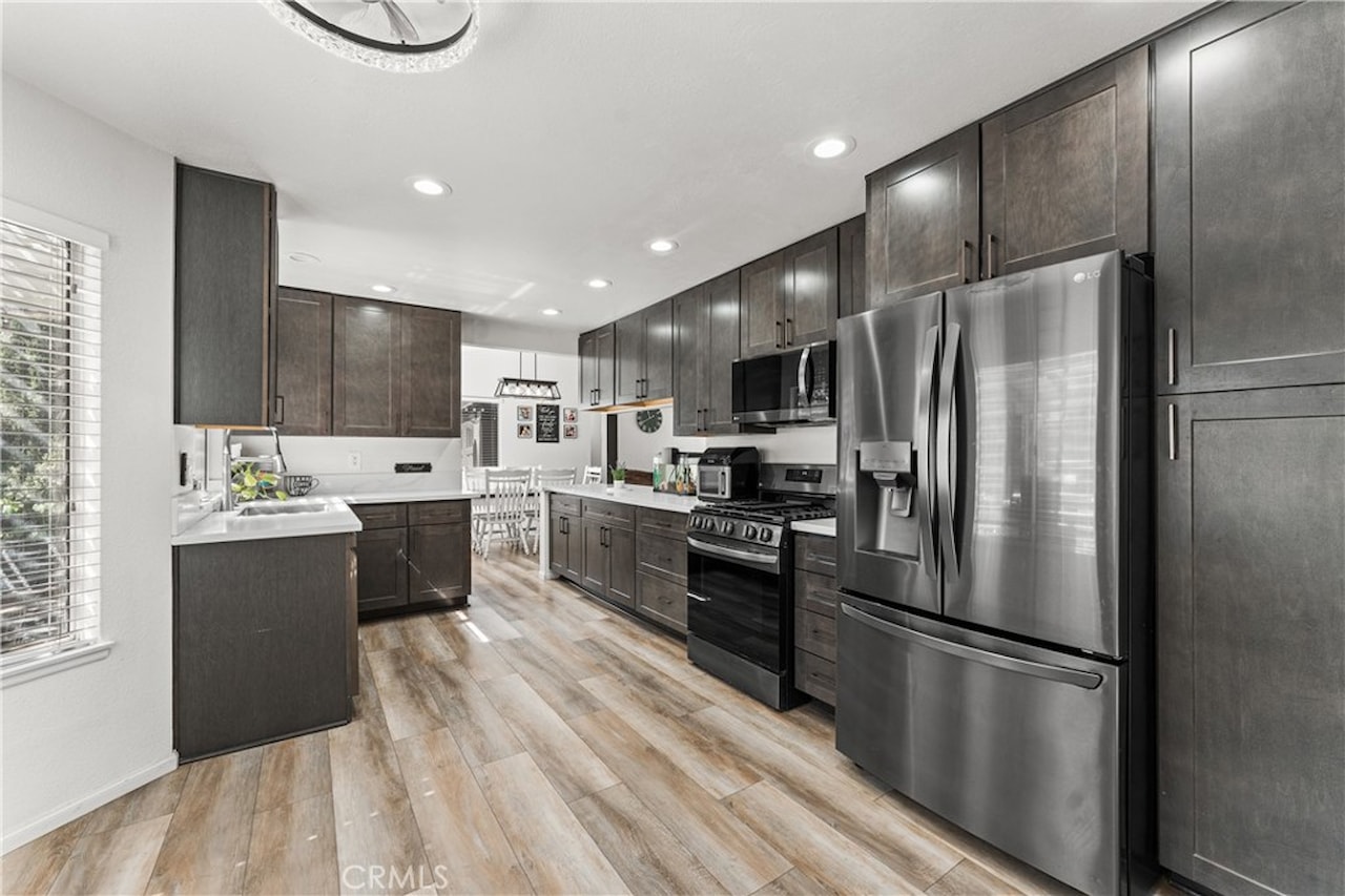 44237 Danya Ln, Lancaster, CA 93536 | RubyHome
