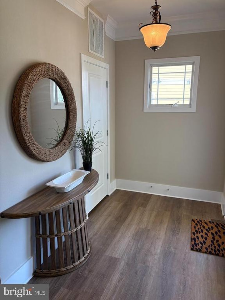  Real Estate for Sale - 11468 Maid At Arms Ln in Berlin Photo 5