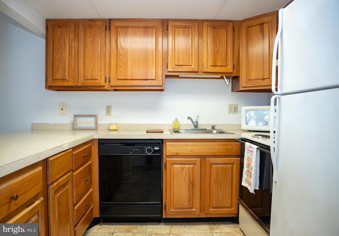 Diamond Beach Real Estate for Sale - 3801 Atlantic Ave #506 in Ocean City Photo 20