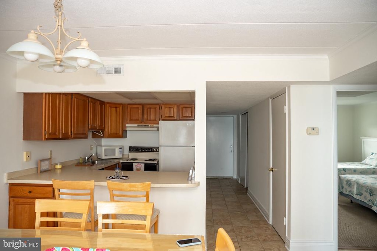 Diamond Beach Real Estate for Sale - 3801 Atlantic Ave #506 in Ocean City Photo 32