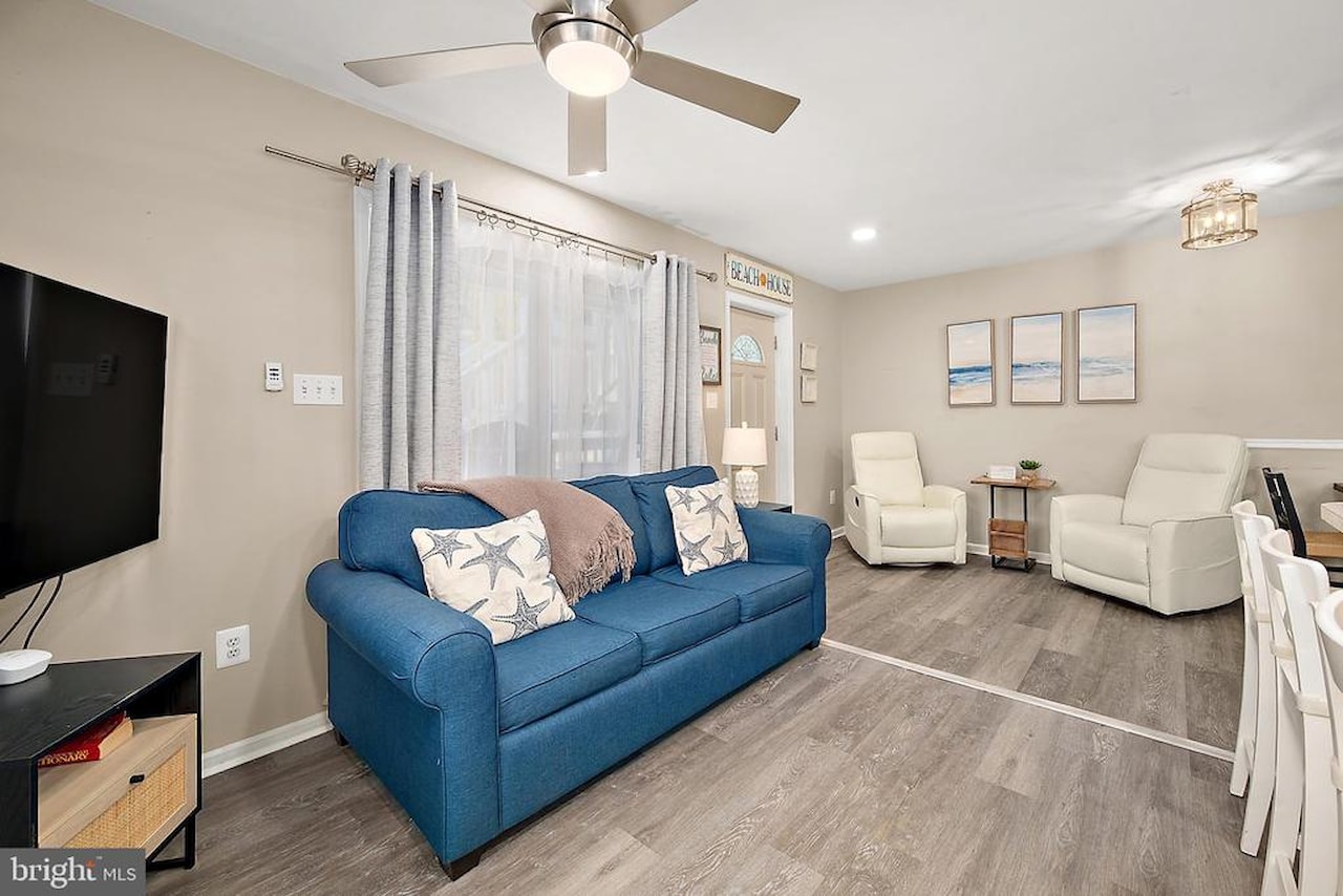 Oceanside 42 Real Estate for Sale - 15 42nd St #1W in Ocean City Photo 4
