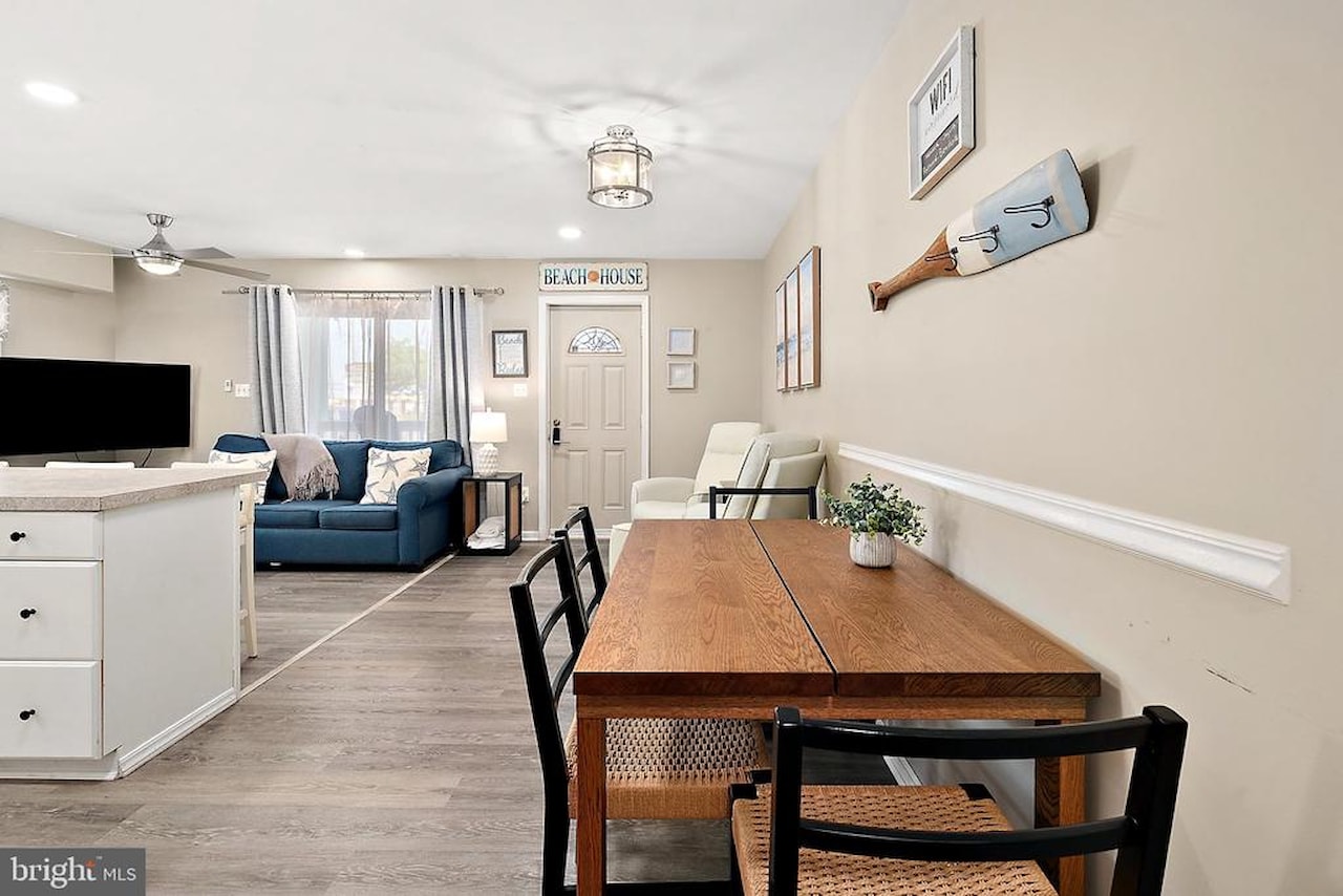 Oceanside 42 Real Estate for Sale - 15 42nd St #1W in Ocean City Photo 14